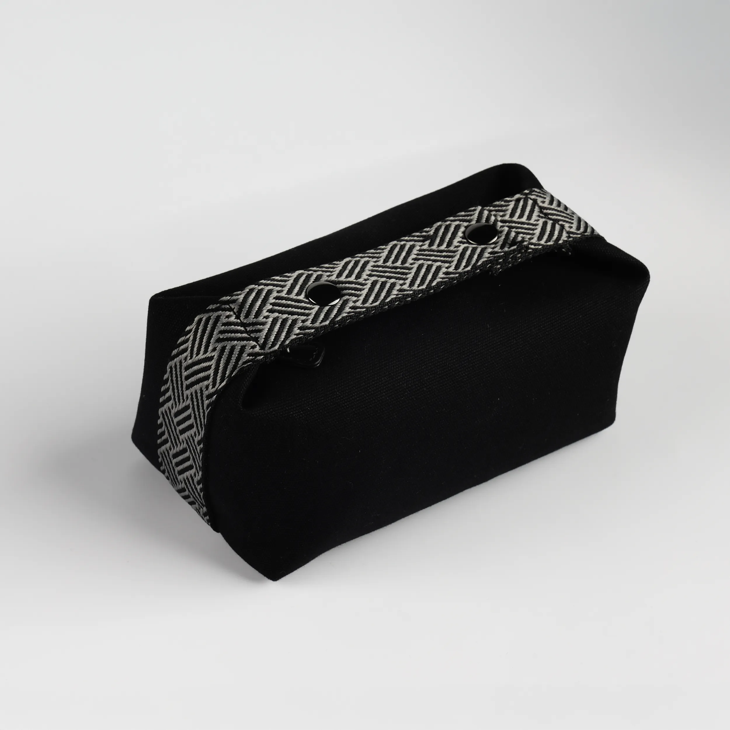 Sadu Pouch