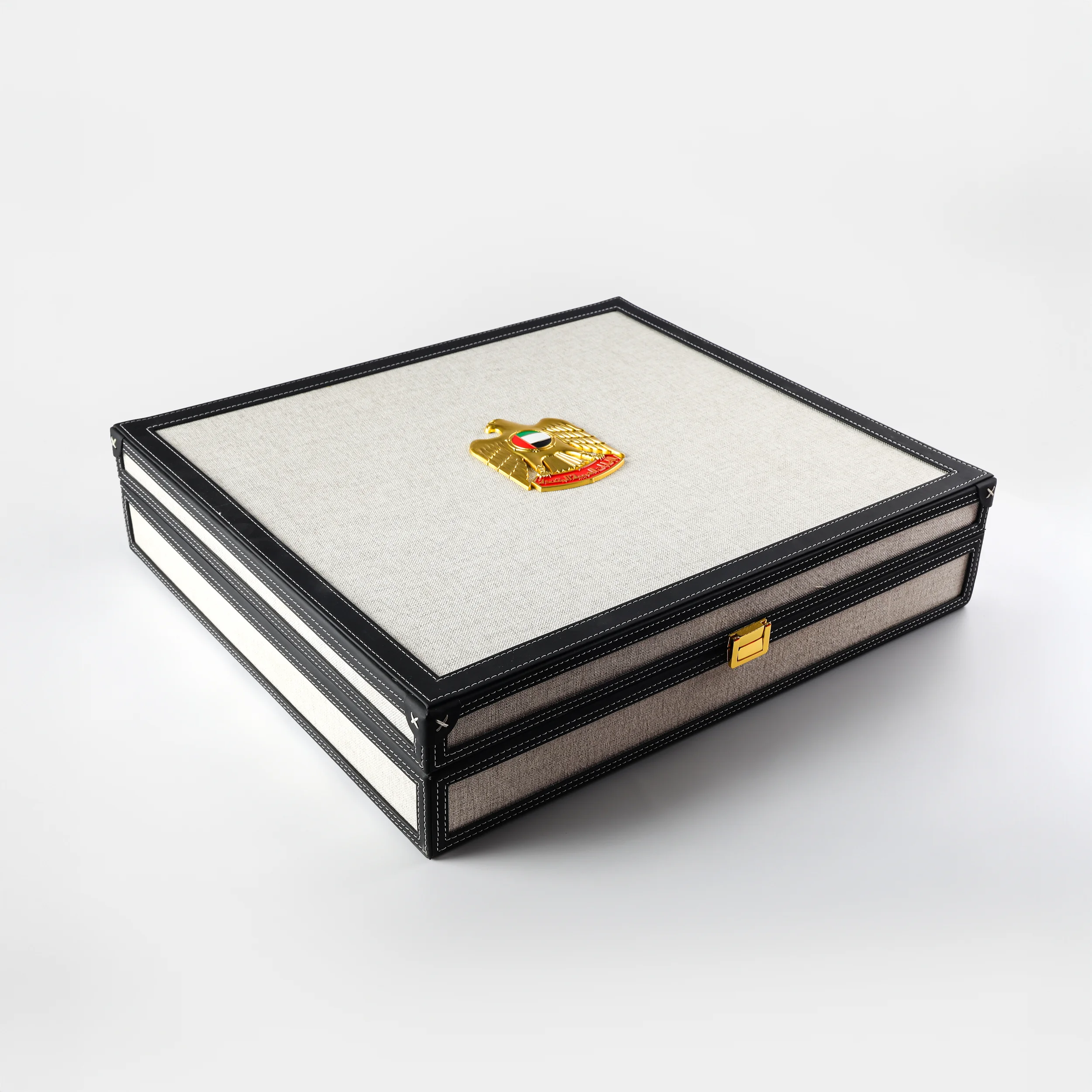 UAE Heritage VIP Box – BLACK EDITION