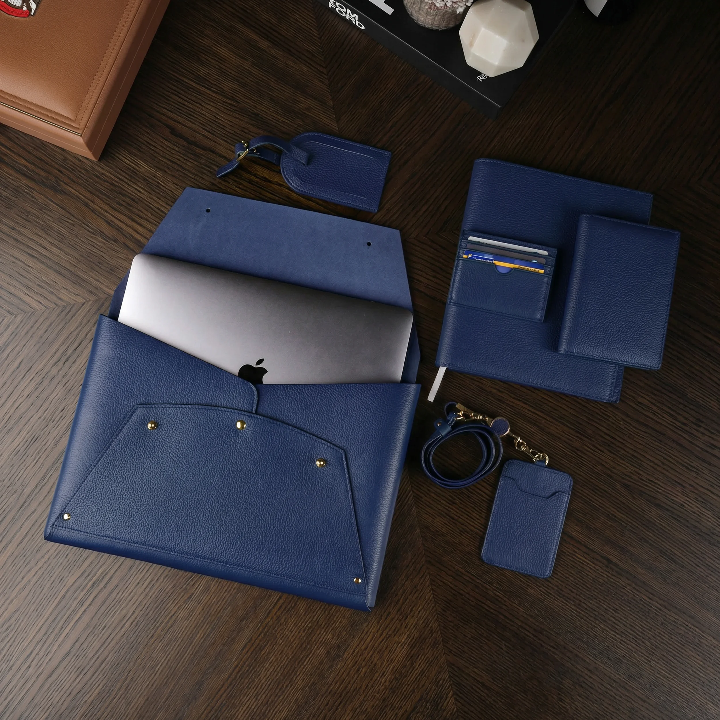 Leather Premium Set