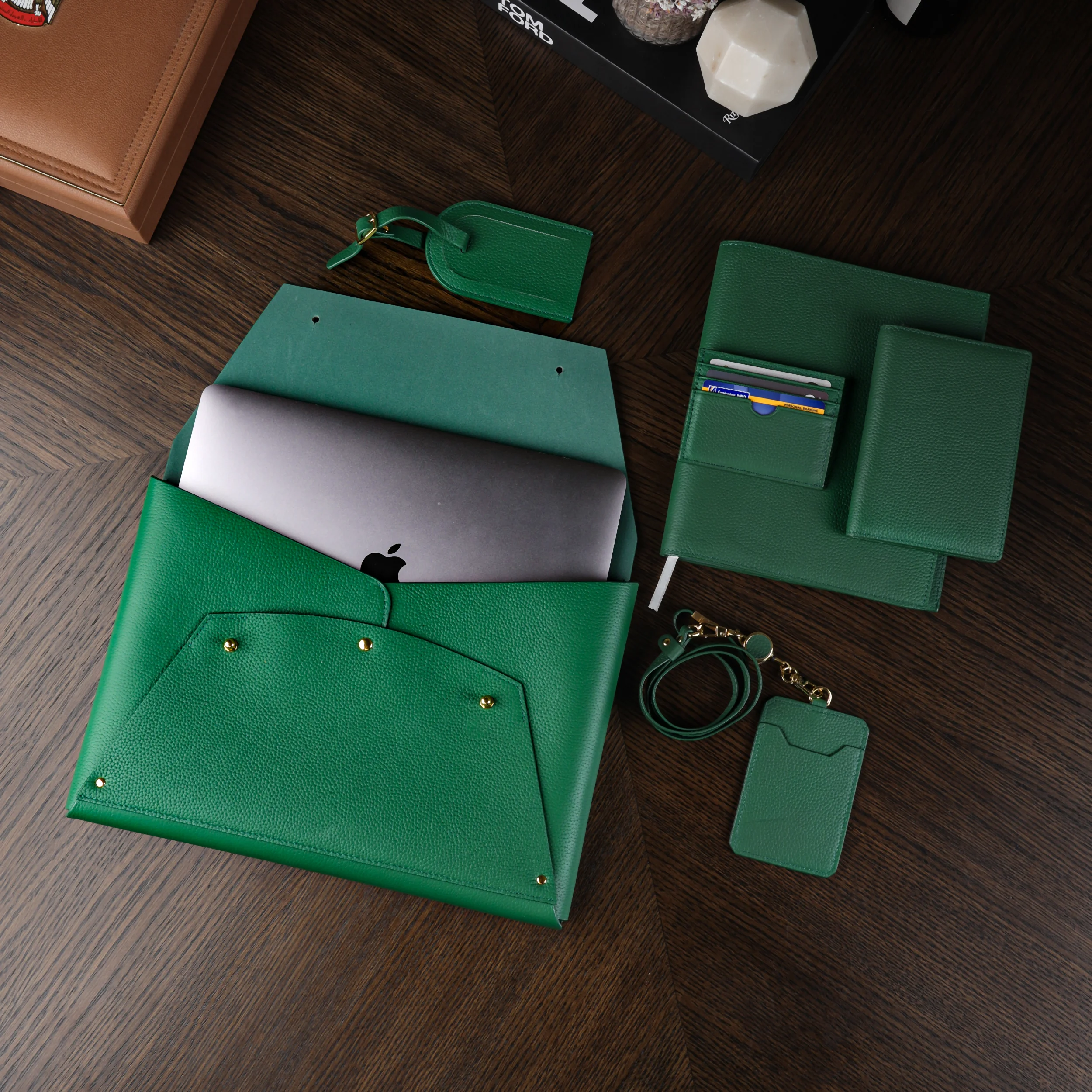 Leather Premium Set